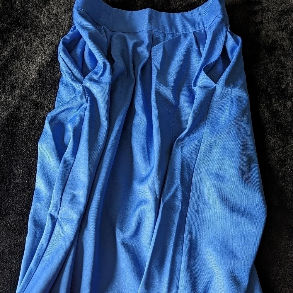 Pleated Skirt with Pockets